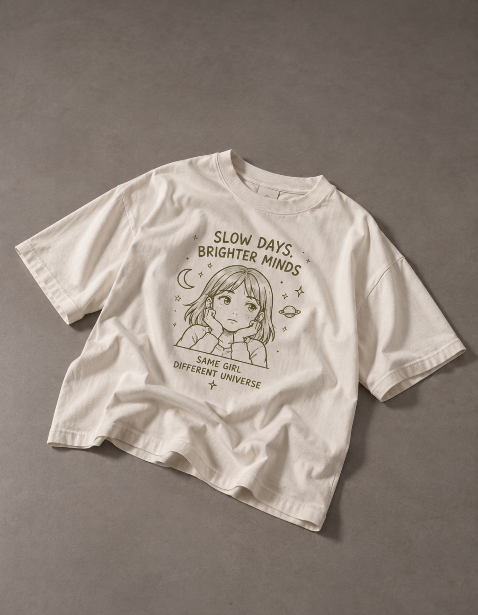Camiseta Oversized THE LOKI® Slow Days — Blanco Hueso